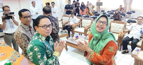 Gantikan Umar Solikhan, Songgo A. Siruah Pimpin Balai Bahasa Riau